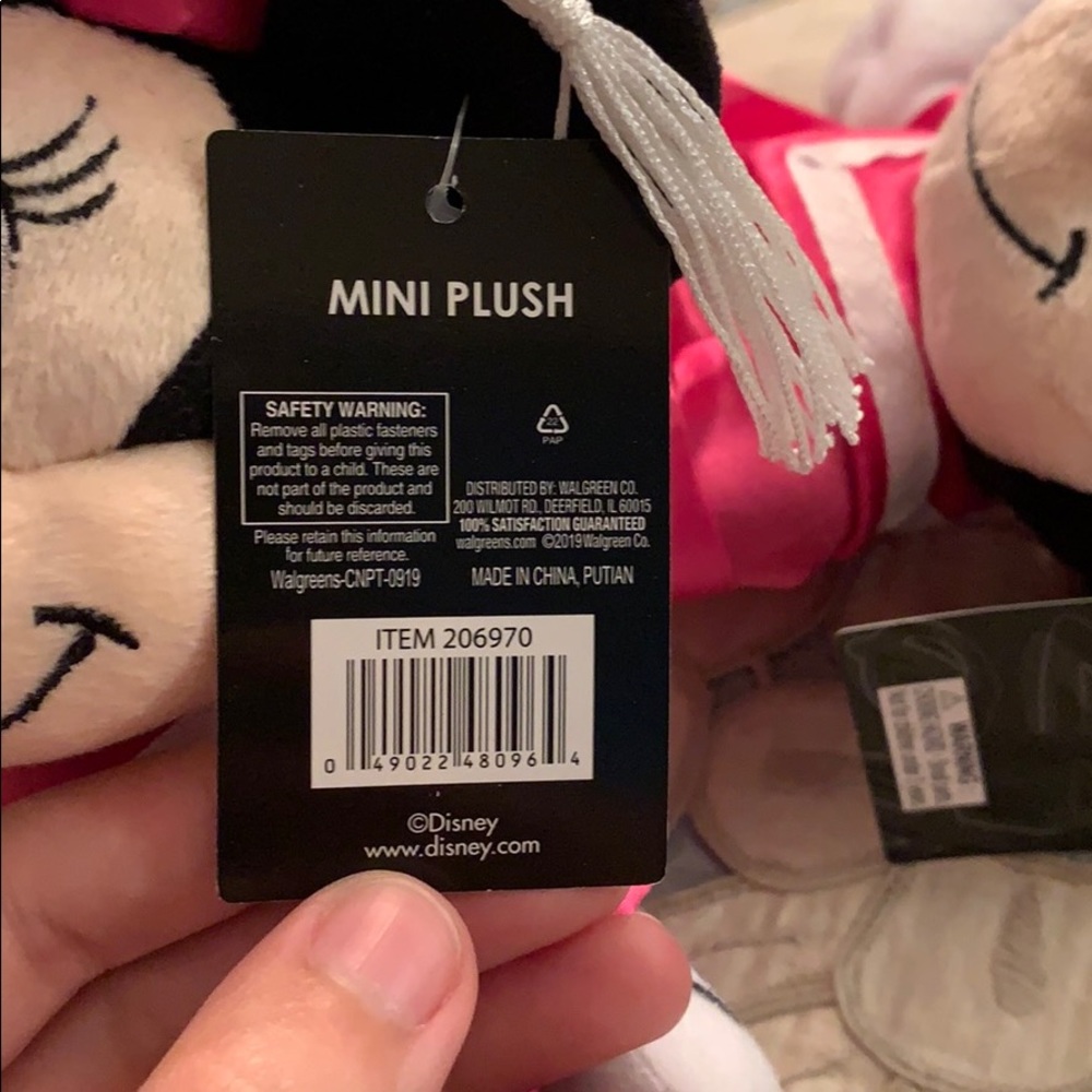 TAKING 1ST OFFER: Minnie Mouse "Graduate" Plush - Picture 5 of 7